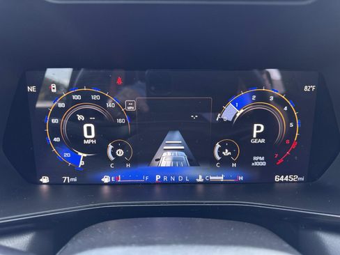 Used 2024 Chevrolet Colorado LT w/ LT Convenience Package image 30