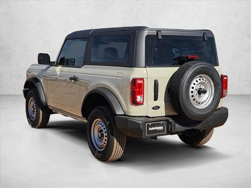 New 2025 Ford Bronco image 9