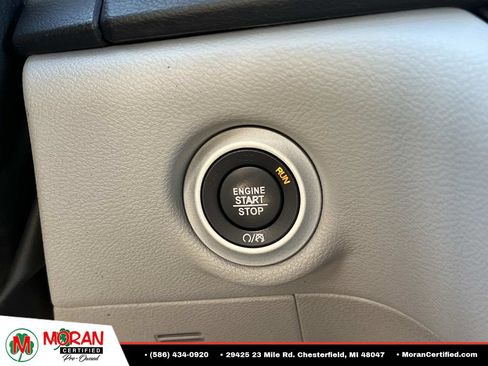 Used 2018 Chrysler Pacifica Touring-L Plus w/ Tire & Wheel Group FWD image 24