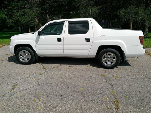 Used 2008 Honda Ridgeline RT image 9