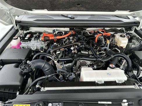 Used 2025 Toyota Land Cruiser 1958 image 17