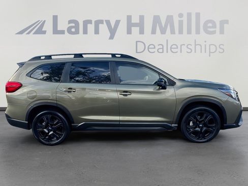 Used 2023 Subaru Ascent Onyx Edition Limited image 7