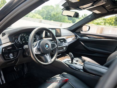 Used 2018 BMW 540i xDrive image 13