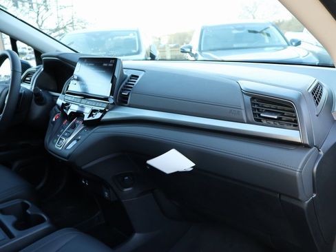 New 2026 Honda Odyssey EX-L image 9
