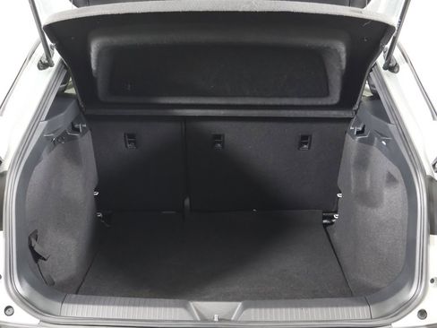 Used 2021 Volkswagen ID.4 Pro image 19