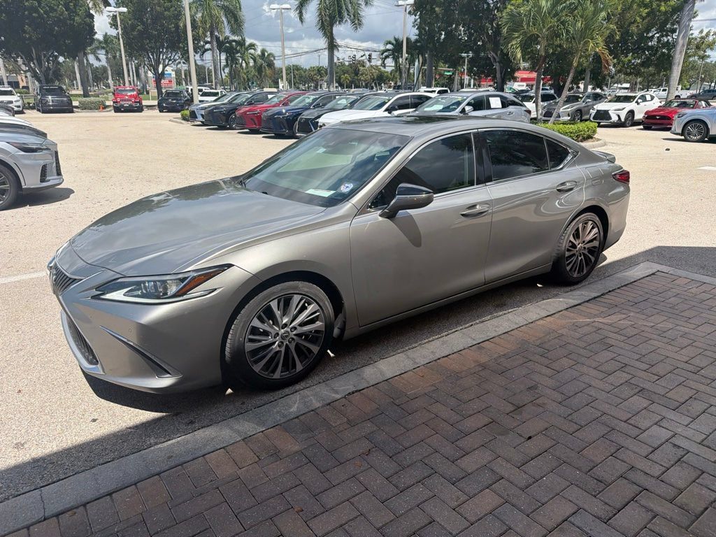 Used 2019 Lexus ES 350 w/ Premium Package FWD image 10
