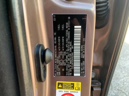 Used 2017 Toyota Highlander XLE AWD/4WD image 37