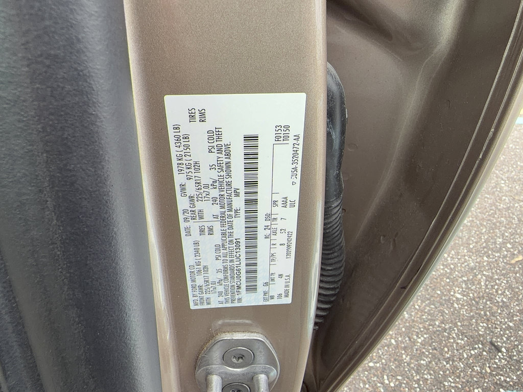 Used 2020 Ford Escape SE FWD image 35