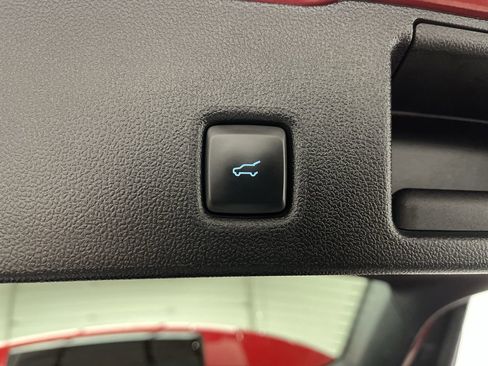 Used 2020 Ford Escape SEL image 32