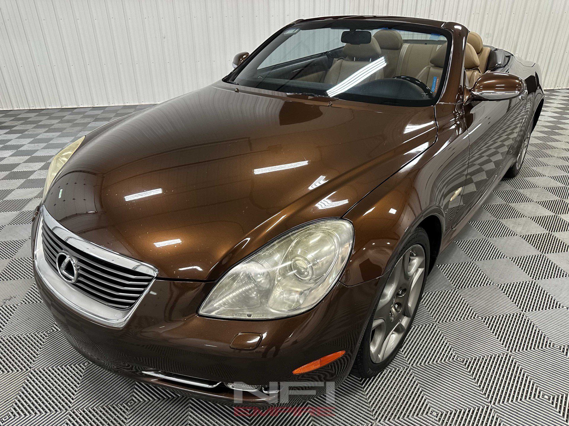 Used 2006 Lexus SC 430 Convertible RWD image 4
