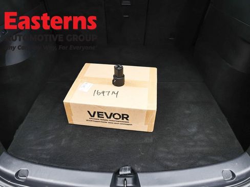 Used 2020 Tesla Model Y Long Range AWD/4WD image 9