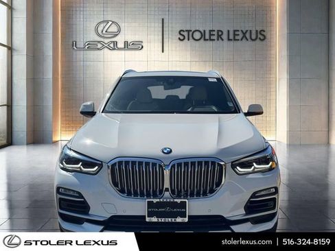 Used 2021 BMW X5 xDrive40i w/ Convenience Package AWD/4WD image 2