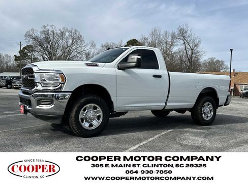 Used 2024 RAM 3500 Tradesman w/ Chrome Appearance Group image 3