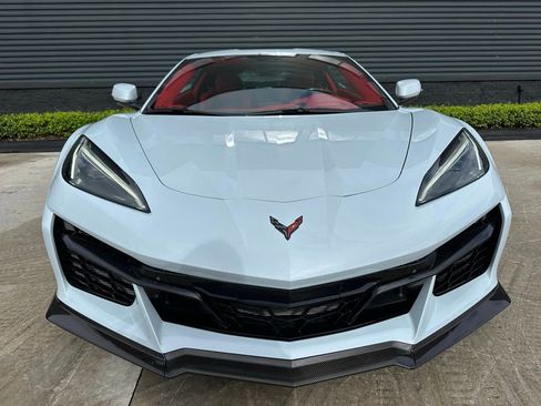 Used 2023 Chevrolet Corvette Z06 image 8
