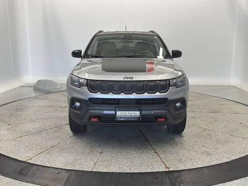 Used 2022 Jeep Compass Trailhawk AWD/4WD image 11