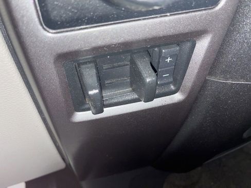 Used 2019 Ford F150 XLT w/ Equipment Group 302A Luxury AWD/4WD image 33