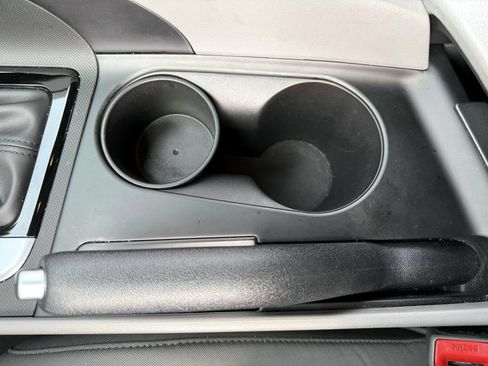 Certified 2024 Hyundai Elantra SE FWD image 21