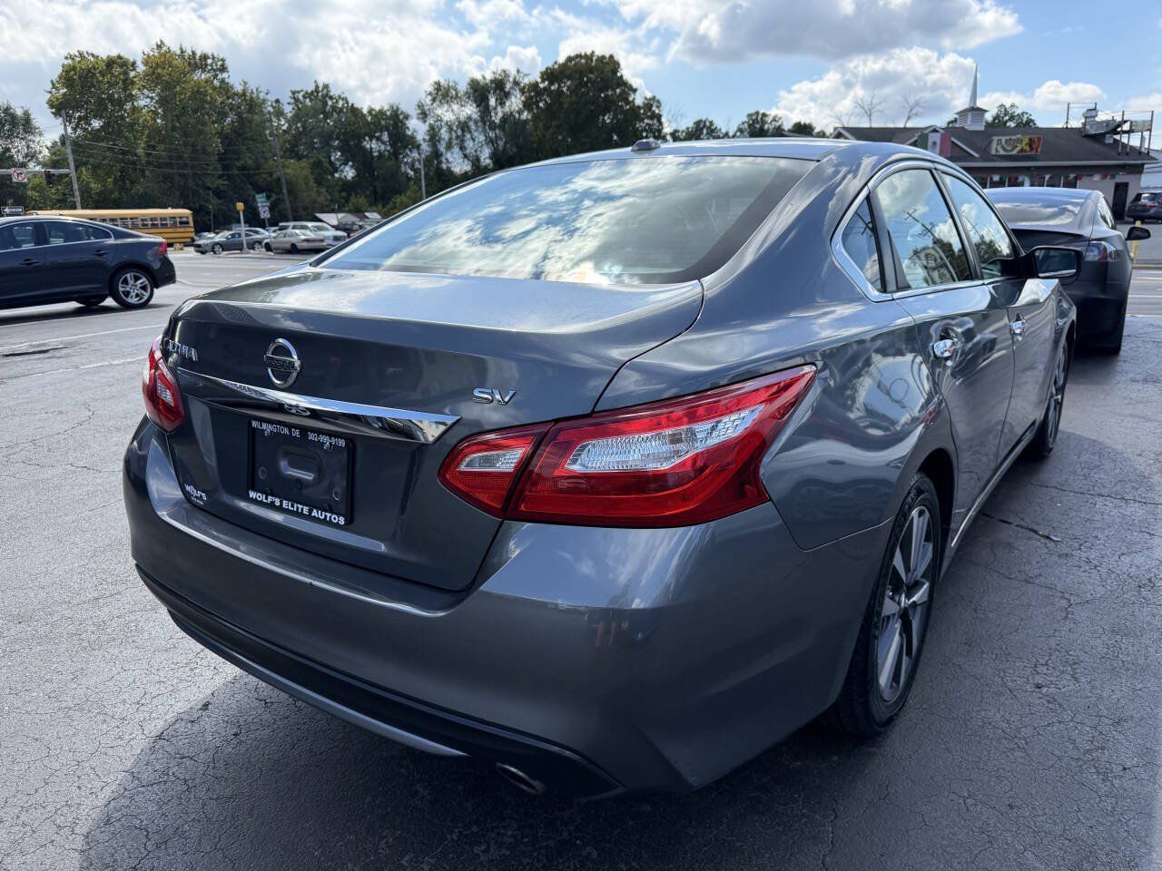 Used 2017 Nissan Altima 2.5 SV FWD image 7