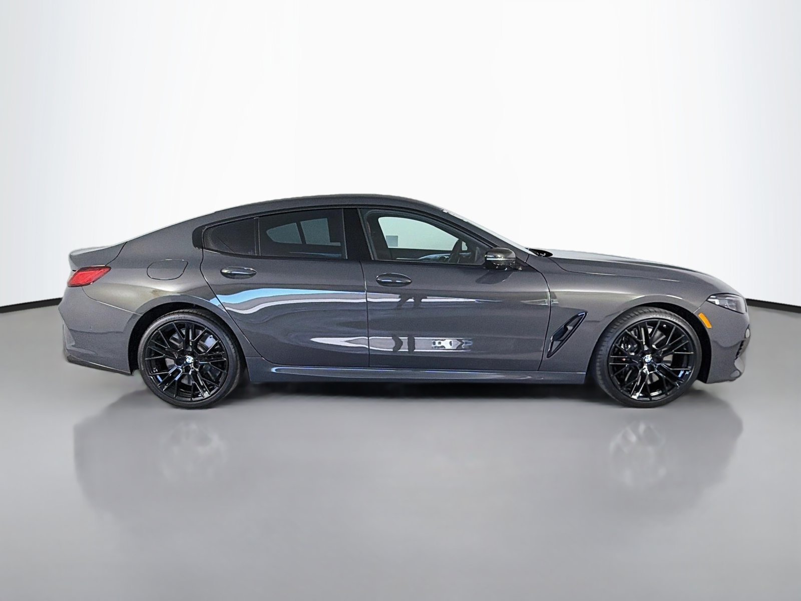 Certified 2026 BMW M850i xDrive w/ M Carbon Exterior Package AWD/4WD image 8