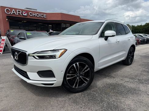 Used 2019 Volvo XC60 T5 Momentum w/ Premium Package FWD image 1