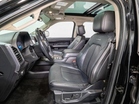 Used 2018 Ford Expedition Max Platinum image 18