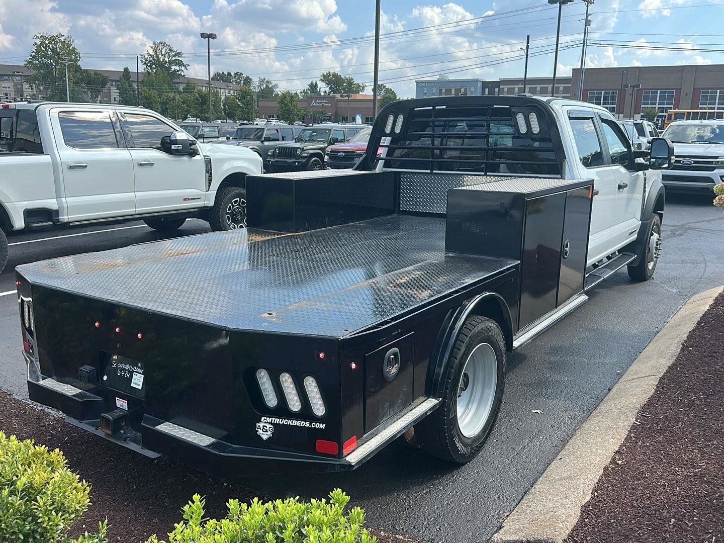 Used 2024 Ford F550 4x4 Crew Cab Super Duty image 3