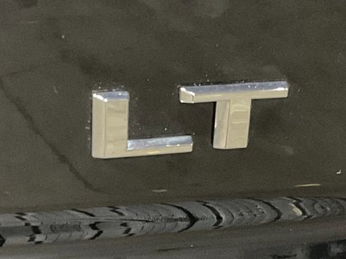 Used 2019 Chevrolet Silverado 1500 LT Trail Boss image 8