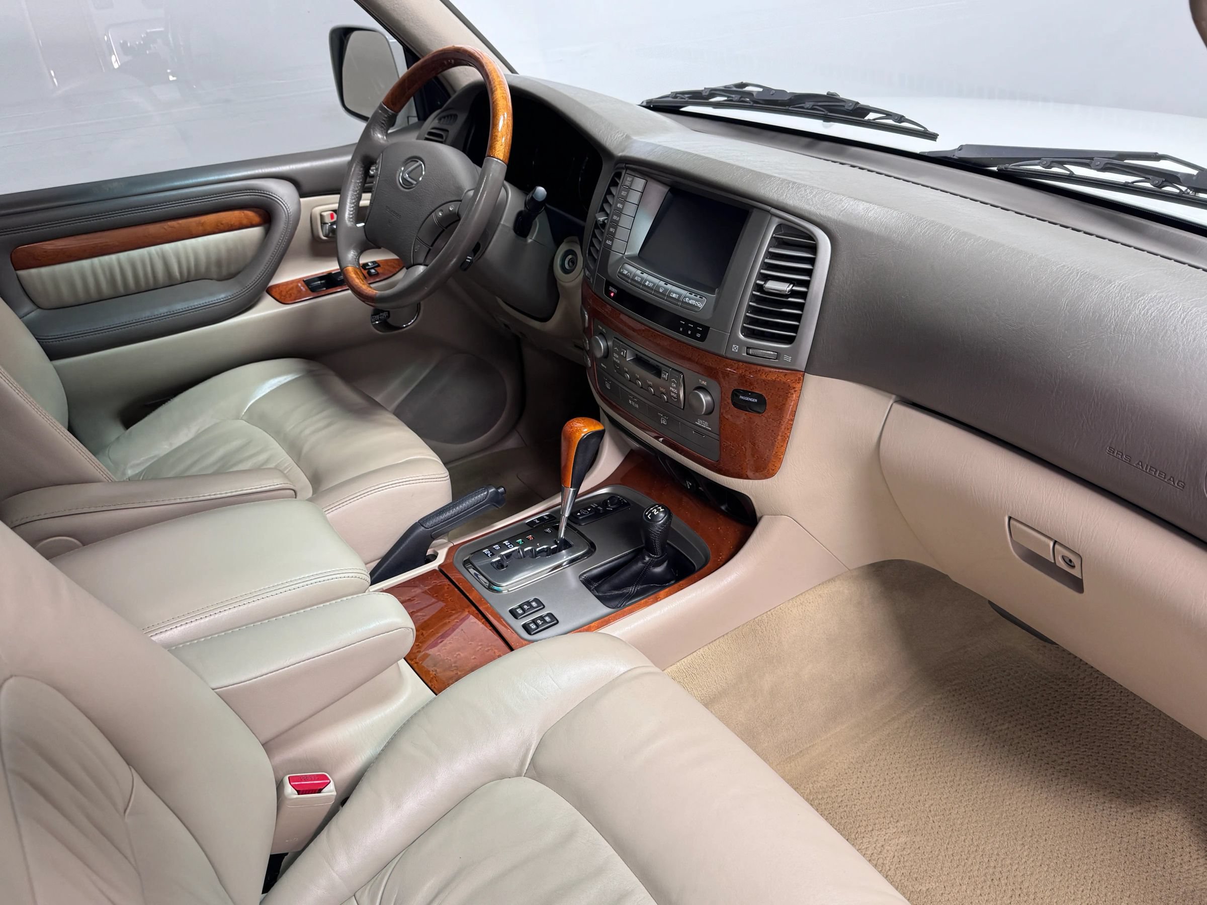 Used 2004 Lexus LX 470 4WD image 15