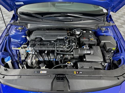 Used 2025 Hyundai Elantra SEL image 33