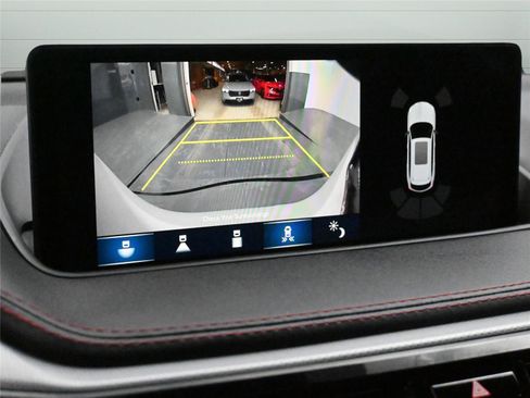 Used 2023 Acura MDX A-Spec image 7