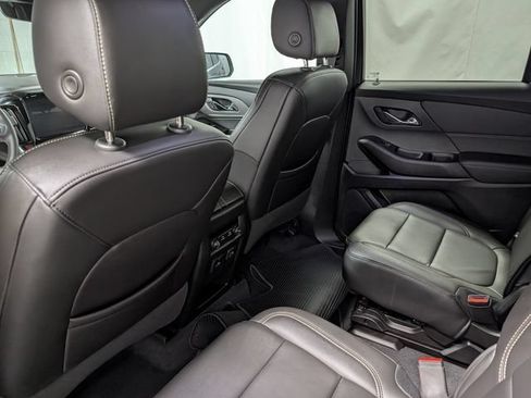 Certified 2023 Chevrolet Traverse LT w/ LT Premium Package AWD/4WD image 14