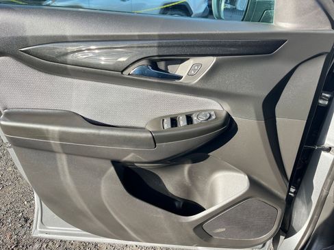 Used 2025 Chevrolet TrailBlazer LT image 20