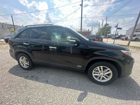 Used 2014 Kia Sorento LX AWD/4WD image 7