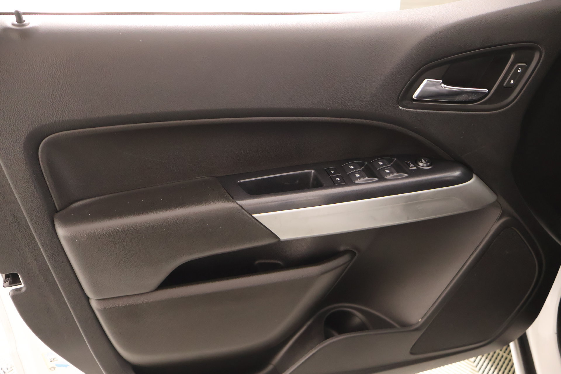 Used 2020 Chevrolet Colorado LT RWD image 14