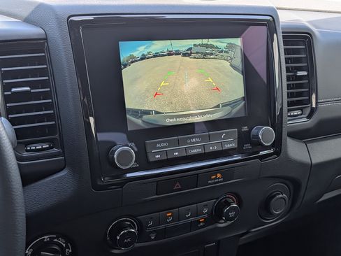 Used 2023 Nissan Frontier SV w/ Midnight Edition Package image 29