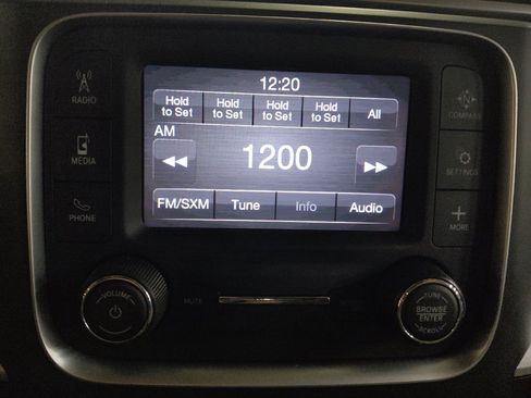 Used 2021 RAM 1500 Classic SLT RWD image 25