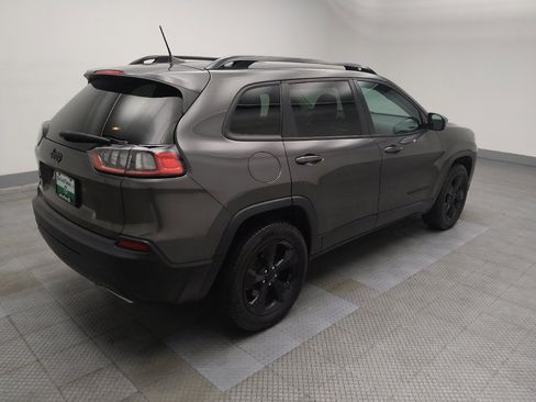 Used 2019 Jeep Cherokee Latitude Plus AWD/4WD image 10