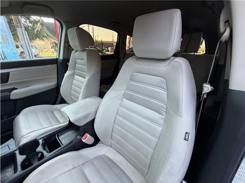 Used 2019 Honda CR-V LX image 20