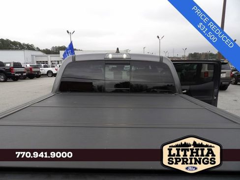 Used 2020 Toyota Tacoma TRD Off-Road image 14