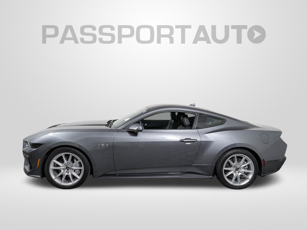 Used 2026 Ford Mustang GT Premium RWD image 2