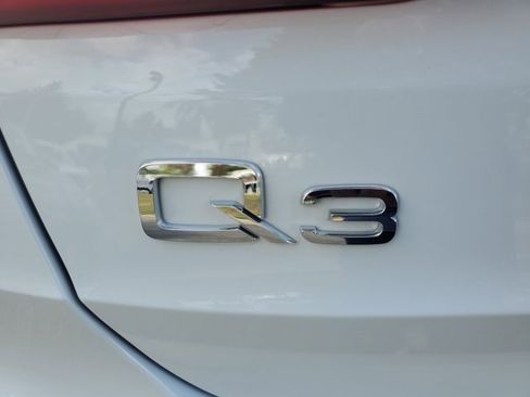 Certified 2024 Audi Q3 2.0T Premium Plus w/ Premium Plus Package image 7