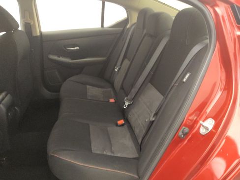 Used 2021 Nissan Sentra SR FWD image 18