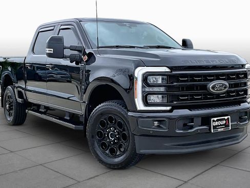 Used 2024 Ford F250 Lariat w/ Lariat Ultimate Package AWD/4WD image 3