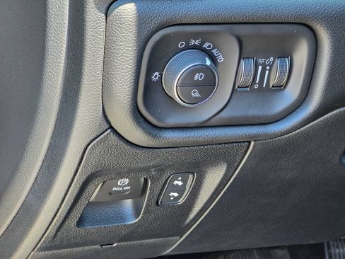 New 2026 RAM 1500 Big Horn AWD/4WD image 33