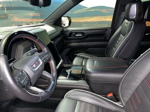 Used 2025 GMC Yukon XL AT4 Ultimate image 20