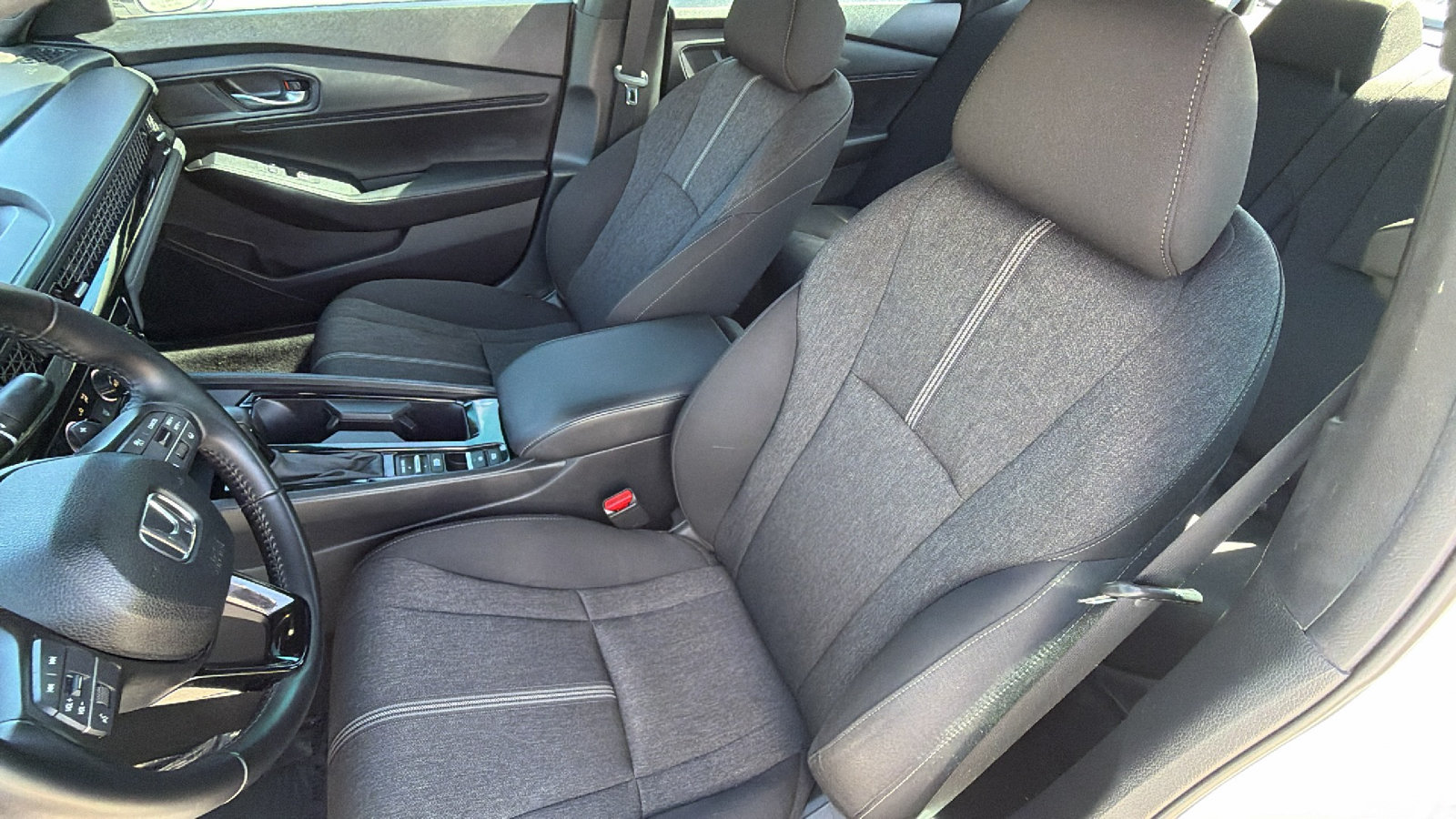 Used 2024 Honda Accord Sport image 18