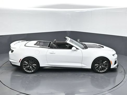 Used 2022 Chevrolet Camaro ZL1 RWD image 44