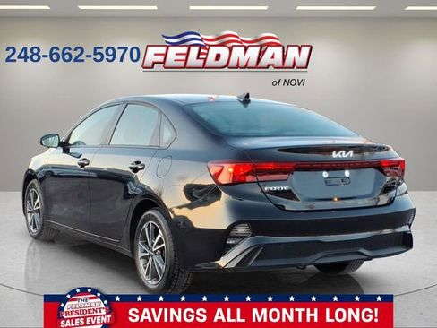 Used 2023 Kia Forte LXS image 3