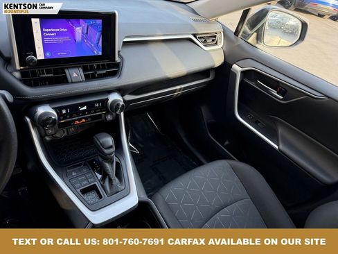 Used 2025 Toyota RAV4 XLE image 24