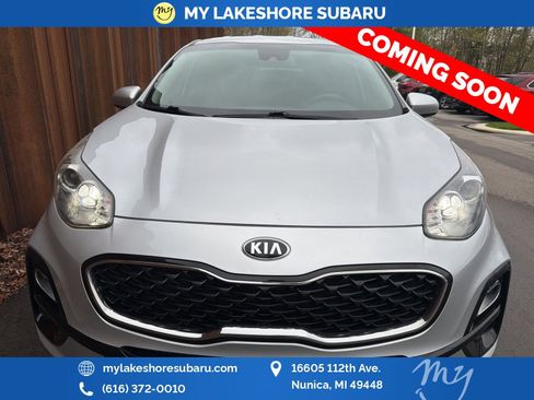 Used 2020 Kia Sportage LX AWD/4WD image 2